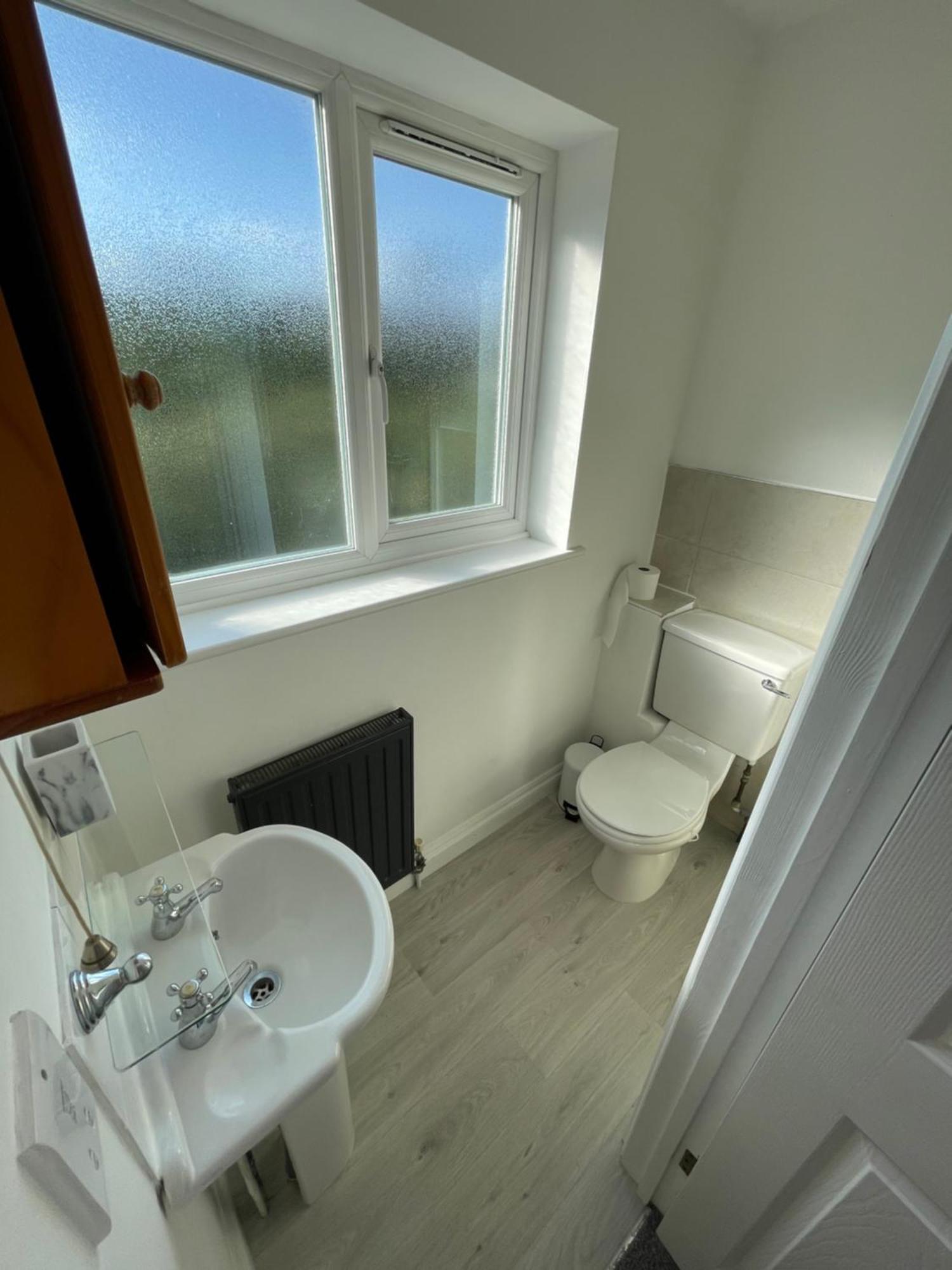 סטאנסטד מאונטפיצ'ט Large 5 Bed Detached House Near Stansted Airport With Parking For 2 Vehicles! Stansted Stays מראה חיצוני תמונה